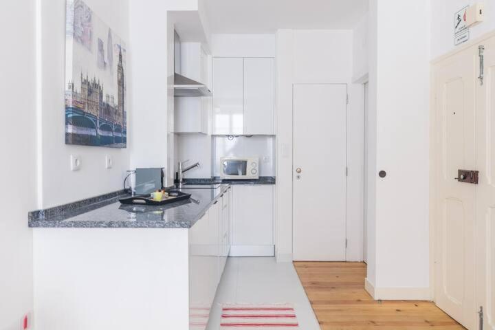 Cozy In Heart Of Bairro Alto Lejlighed Lisboa
